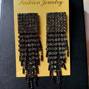 Rhinestone & Black Metal Fringe Drop Earrings